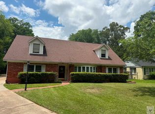 3215 Pine St, Texarkana, TX 75503