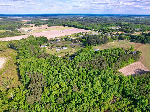 4th image of 700 Stockyard Rd