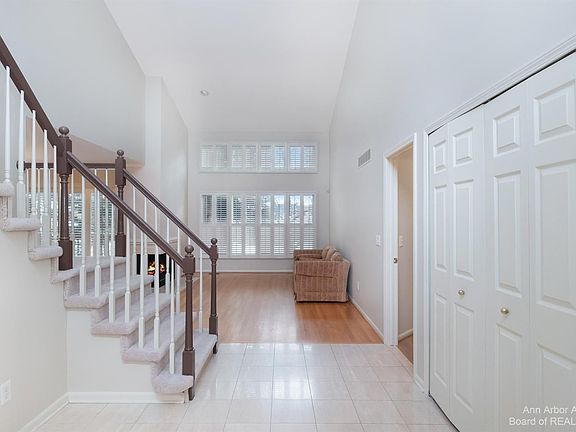 5th image of 4737 Mulberry Woods Cir