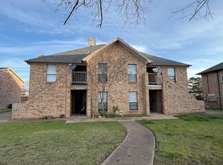 804 Cullum Ct APT C, Hurst, TX 76053