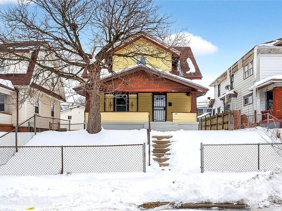 1st image of 621 Oxford Ave