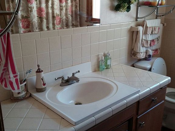 4th image of 4079 N 98th St