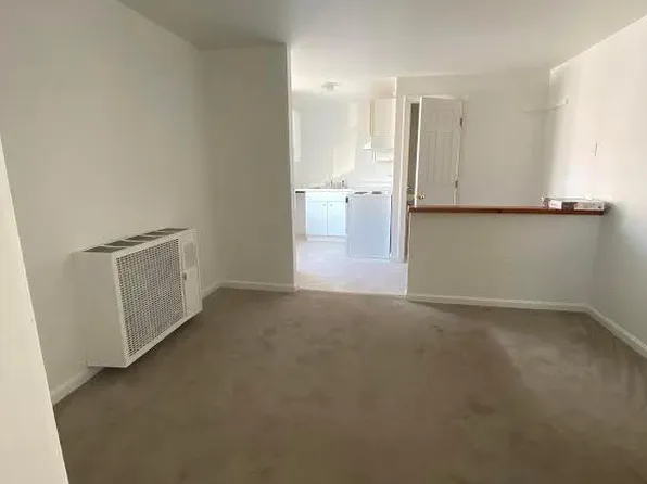 592 Lafayette Rd, Hampton, NH