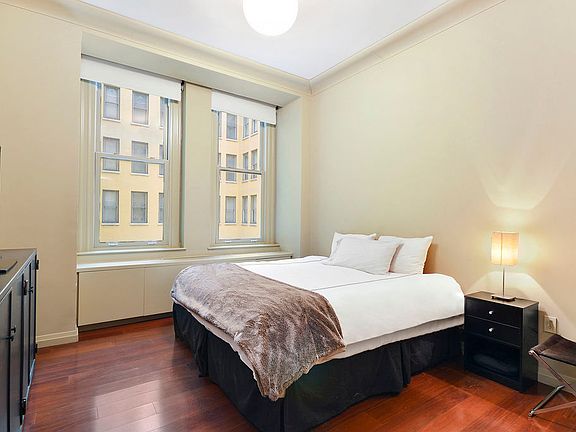 4th image of 55 Wall St APT 625