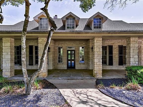 4th image of 400 Cedar Oak Dr