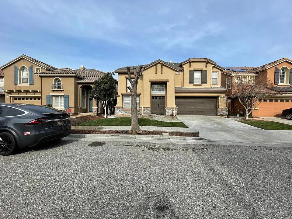 373 Daisy Dr