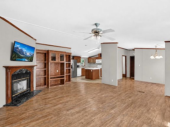 5th image of 370 Wynette Way