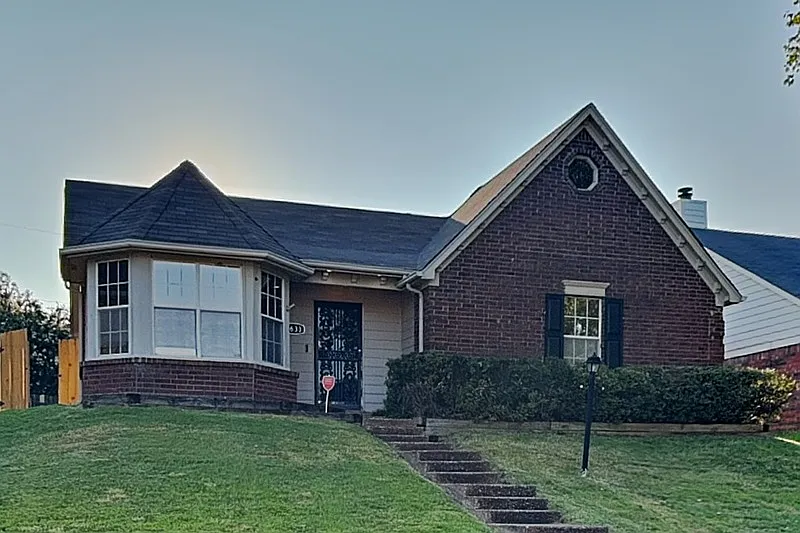 1633 Dexter Ln
