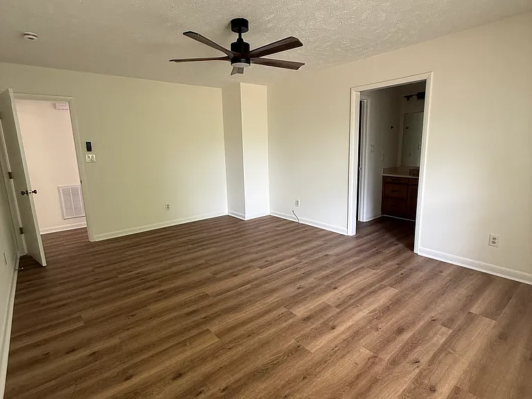 3453 Hastings Dr — Photo 18