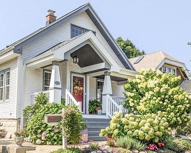 8131 Portland AVENUE, Wauwatosa, WI, 53213