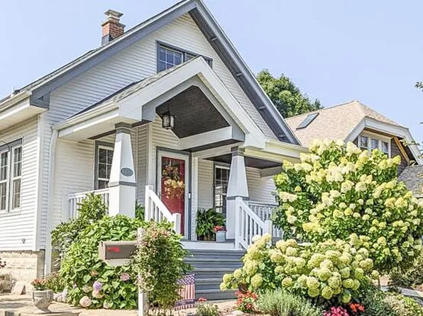 8131 Portland AVENUE, Wauwatosa, WI 53213