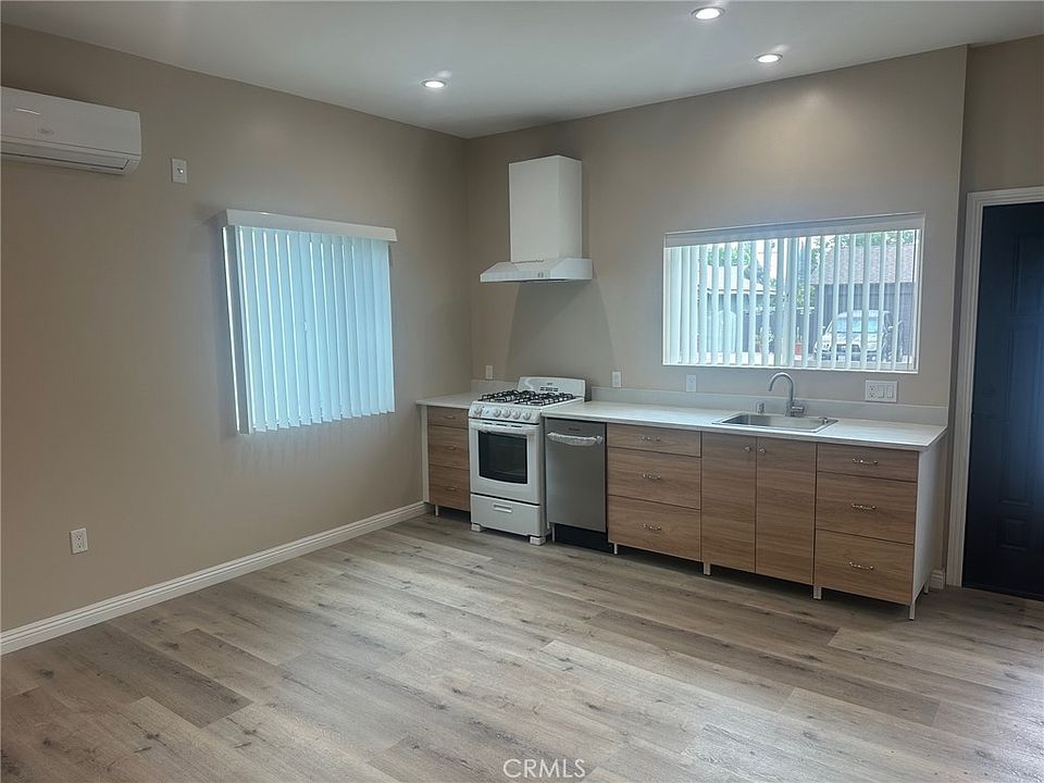 1st image of 17401 Ludlow St #17401