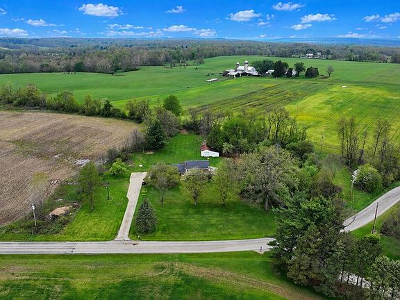 2nd image of 2565 Peterson Rd