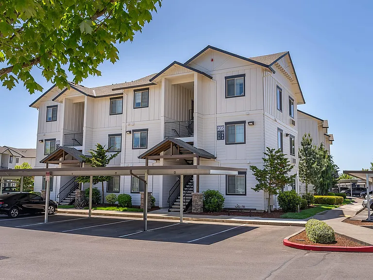 Riverplace Apartment Homes — Photo 63