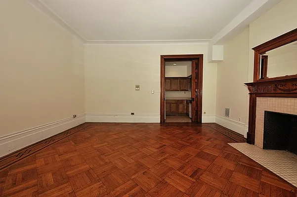 Rented by Town Residential | media 7