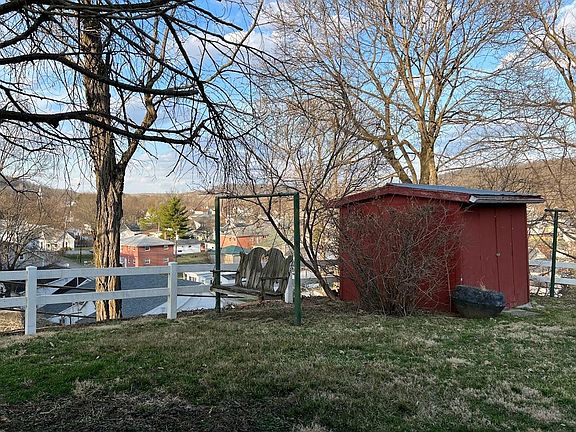 3rd image of 432 Court St Lot 38