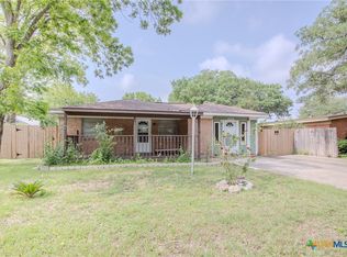 2903 Gayle St, Victoria, TX 77901