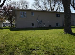 816 32nd St N, Fargo, ND 58102