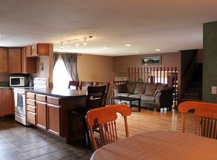 1608 Lee Blvd, Richland, WA 99352