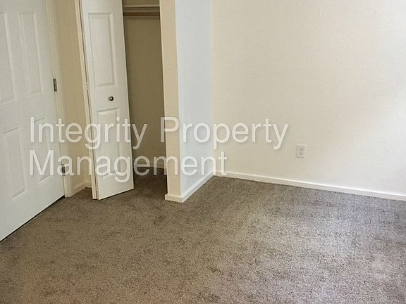 3rd image of 3114 N 20th St APT 6