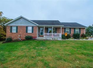 106 Phillip Ln, New Haven, MO 63068