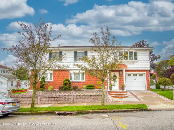 54 Spratt Ave, Staten Island, NY 10306