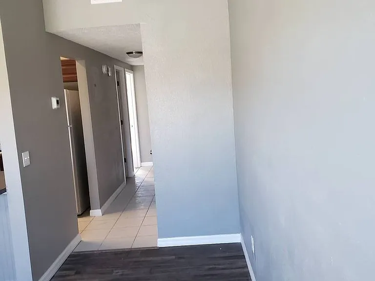 407 Viola Ave — Photo 5