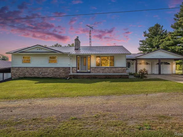 461 W Millington Rd, Fostoria, MI 48435