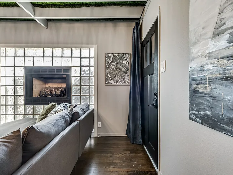 The Modern — Photo 33