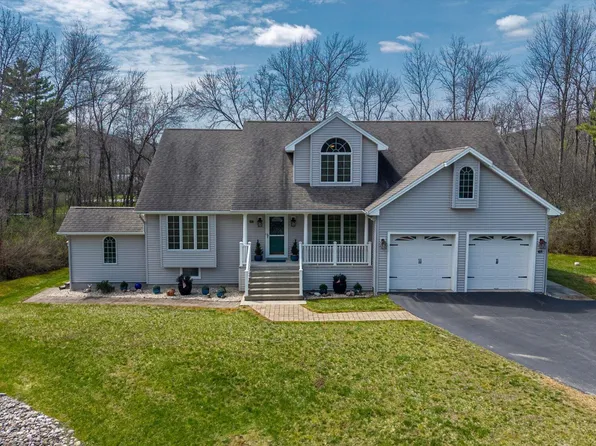 68 Mossy Point Road, Ticonderoga, NY 12883