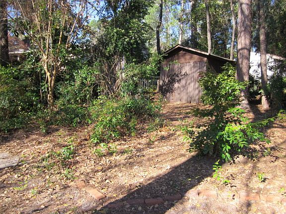 5th image of 209 Kalmia Forest Dr