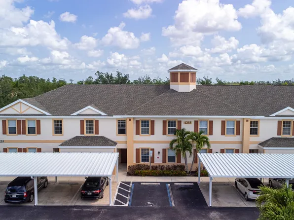 4255 Liron Ave APT 202, Fort Myers, FL 33916