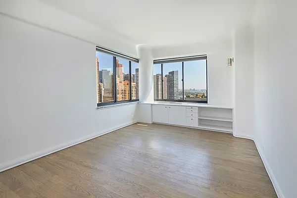 Rented by Brown Harris Stevens | media 19