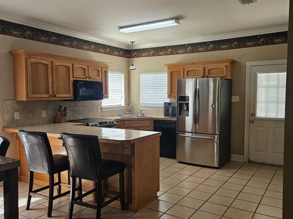 42156 Sandstone Ave, Prairieville, LA 70769