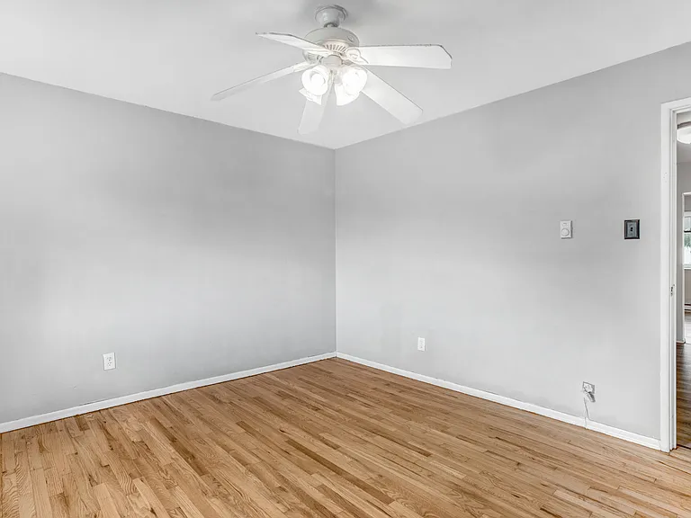 3003 Laclede Station Rd #A — Photo 5