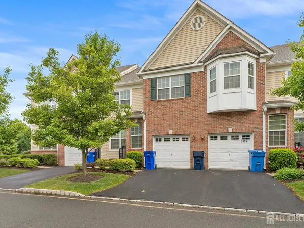 2357 Berkshire Ln, North Brunswick, NJ 08902