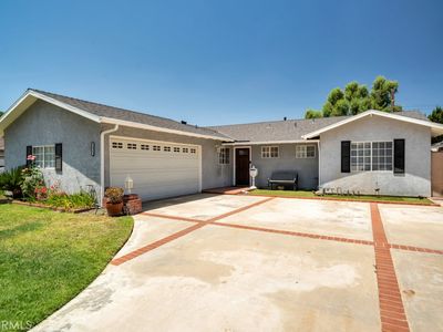 10557 Owensmouth Ave, Chatsworth, CA, 91311