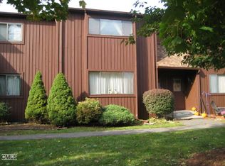 81 Orangewood W, Derby, CT 06418