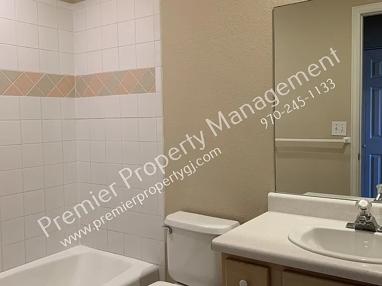 526 Rado Dr — Photo 13