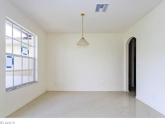 4th image of 5305 7th St W