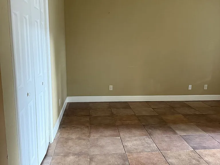 3613 S Summerlin Ave — Photo 11
