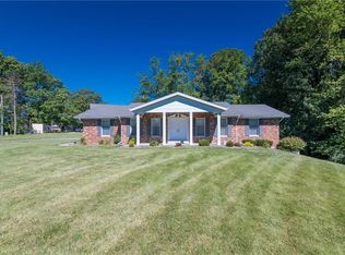 1801 Main St, Highland, IL 62249