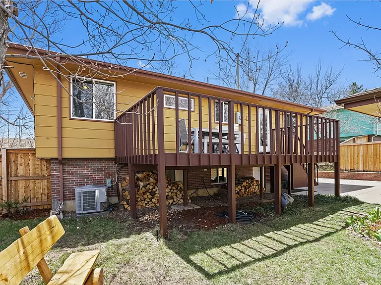4555 Brookfield Dr — Photo 26