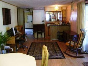 4th image of 16 Northwood Dr