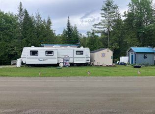 112 Daniels Pond Rd, Glover, VT 05839