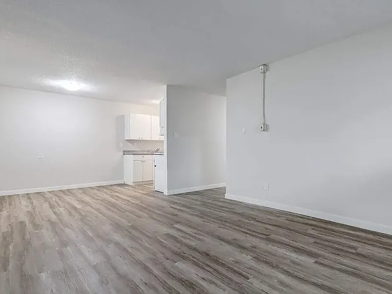 1020 Matheson Dr — Photo 19