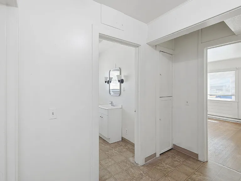 2189 Hilyard St — Photo 19