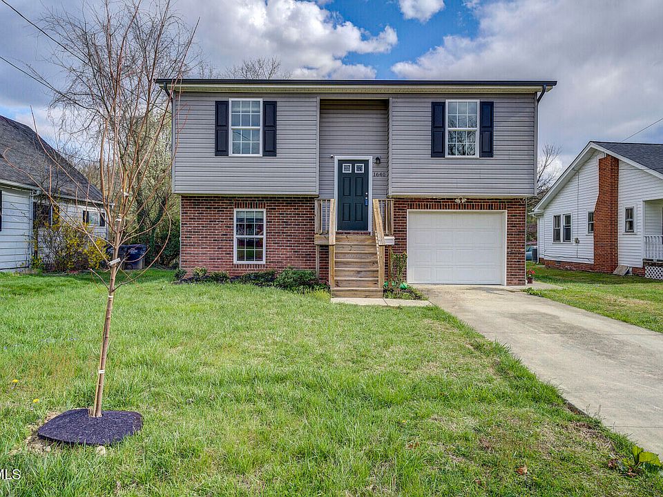 1st image of 1640 Woodside Dr