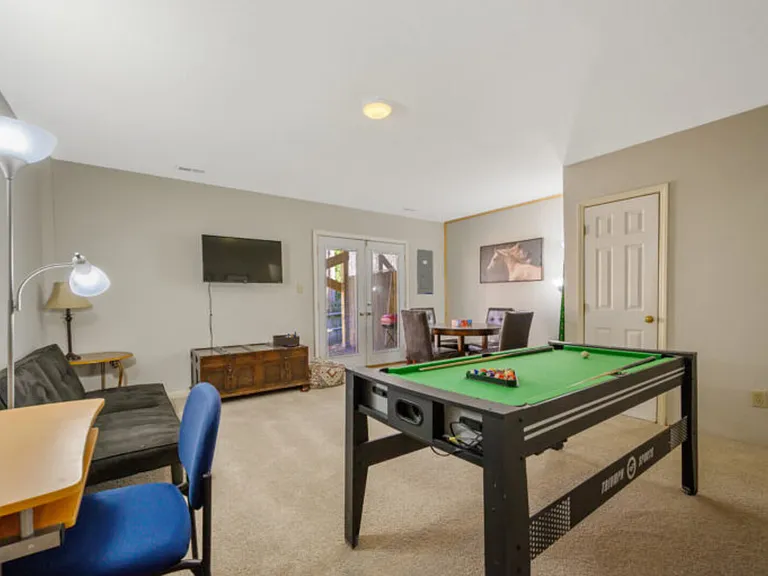 Villa Green Ct — Photo 10