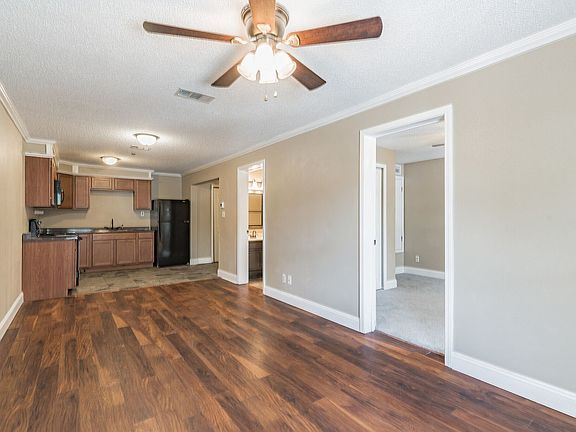 2nd image of 100 Calhoun Avenue Dl #202